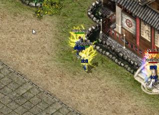 如果你在传奇游戏中组队遇到困难，可以尝试以下方法来解